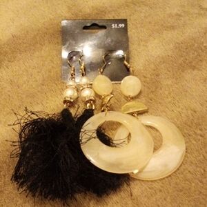 Elegant Gold and Black Tassel Earrings